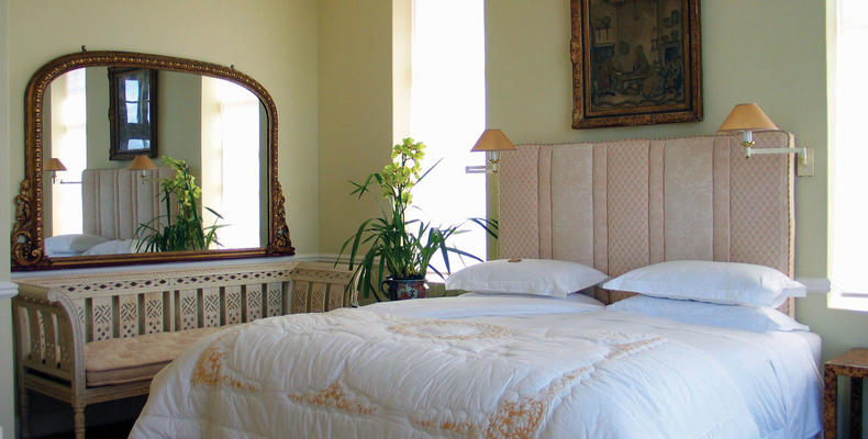 Penthouse Suite bedroom - Full Luxury Suite